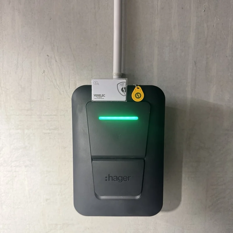 Borne Hager installée par Yorelec.